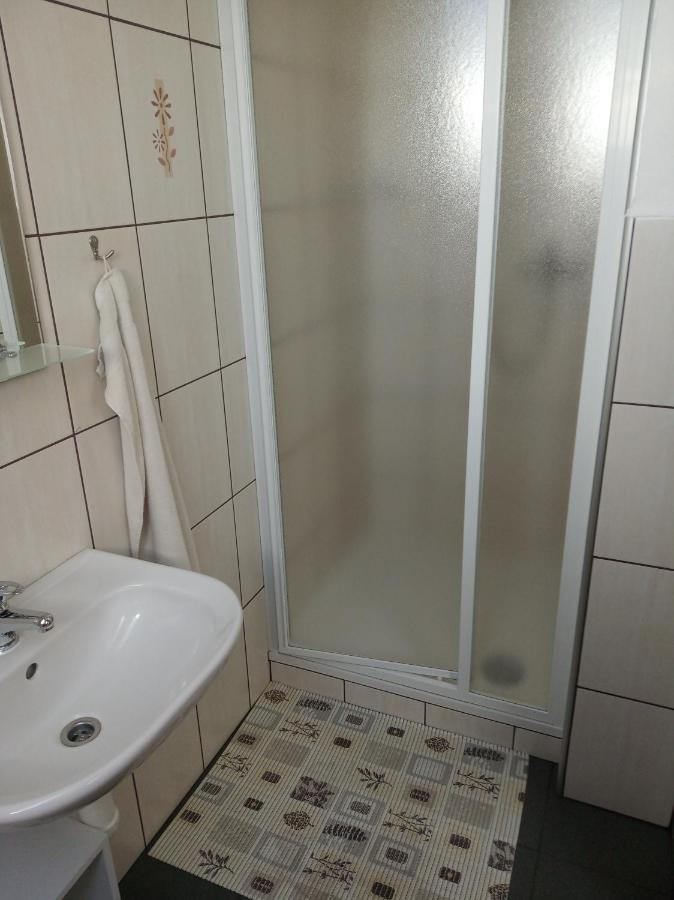 Penzion Na Podlesi Ve Zlate Korune Zlatá Koruna Zewnętrze zdjęcie